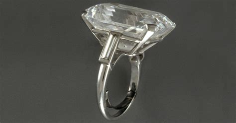 verliert ein cartier ring an wert|cartier jewelry worth money.